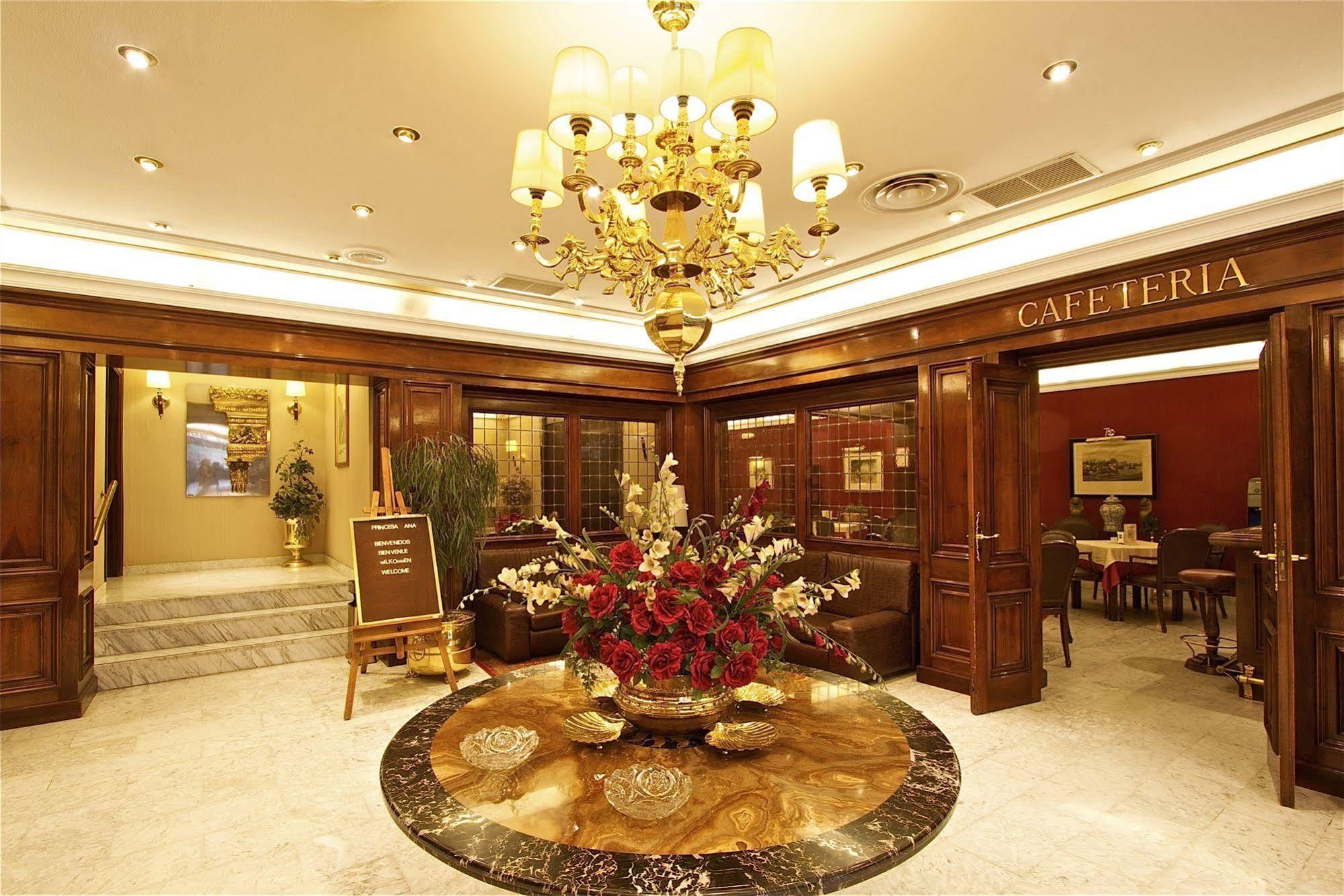Princesa Ana Granada Exterior foto
